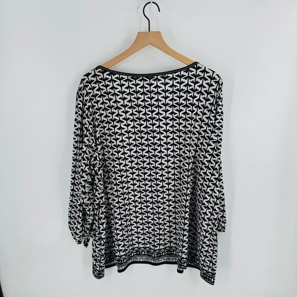 Max Studio Black White Geometric Print Scoop Neck Top Size 2X - Picture 2 of 8